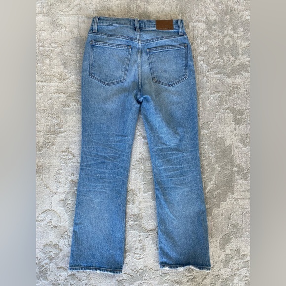 Madewell Cali Demi-Boot Jeans in Dory Wash: Comfort Stretch Edition size 25 - Picture 3 of 4